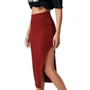 FOREVER 21 Burgundy Red Ribbed Pull On Stretchy Side Slit Midi Skirt Small